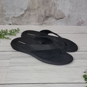 Okabashi Maui Black Flip Flop Sandals Womens Size M/L